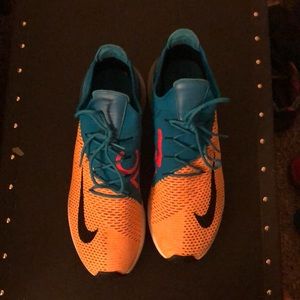 Nike Air Max 270 Flyknit